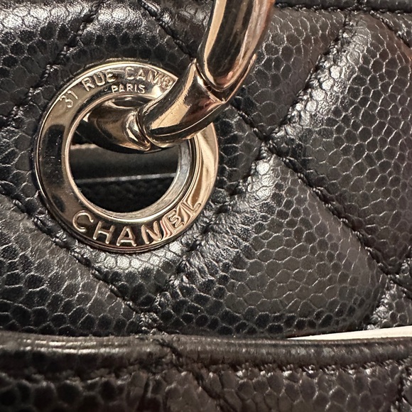 Authentic Chanel Grand Shopping Tote (GST)
Caviar Leather | Silver Hardware 🖤 - Picture 6 of 16